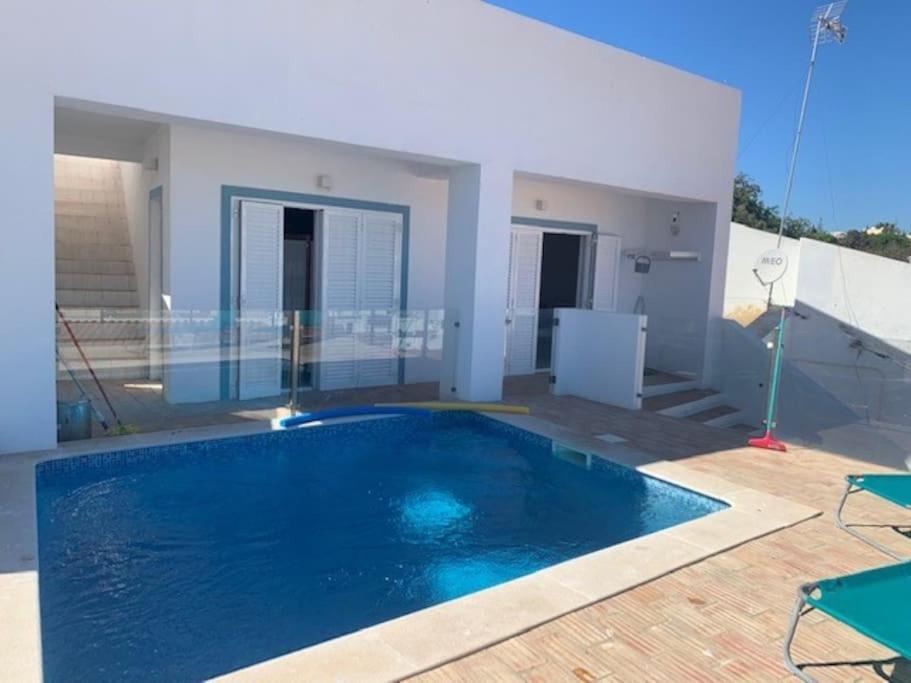 Sirocco Pool House Holiday home *